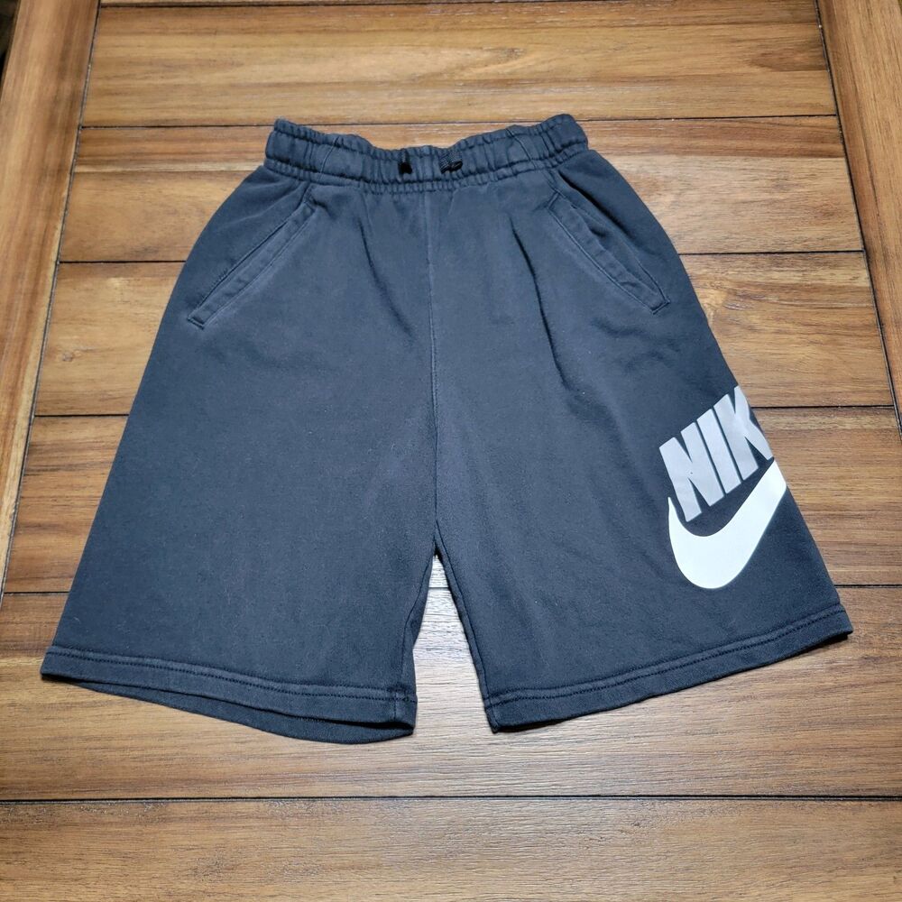 Nike Black Cotton Shorts w/ Pockets - Size Youth XL